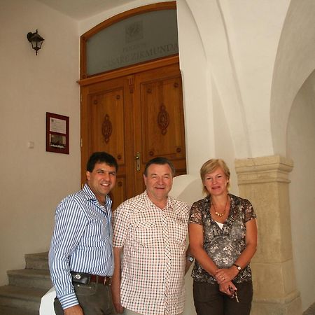 Penzion U Císaře Zikmunda Znojmo Exterior foto